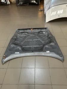 Капот для Nissan Skyline купе XI (CV35) - фото 7