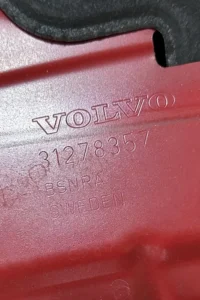 Капот для Volvo V40 Cross Country (MZ) - фото 8